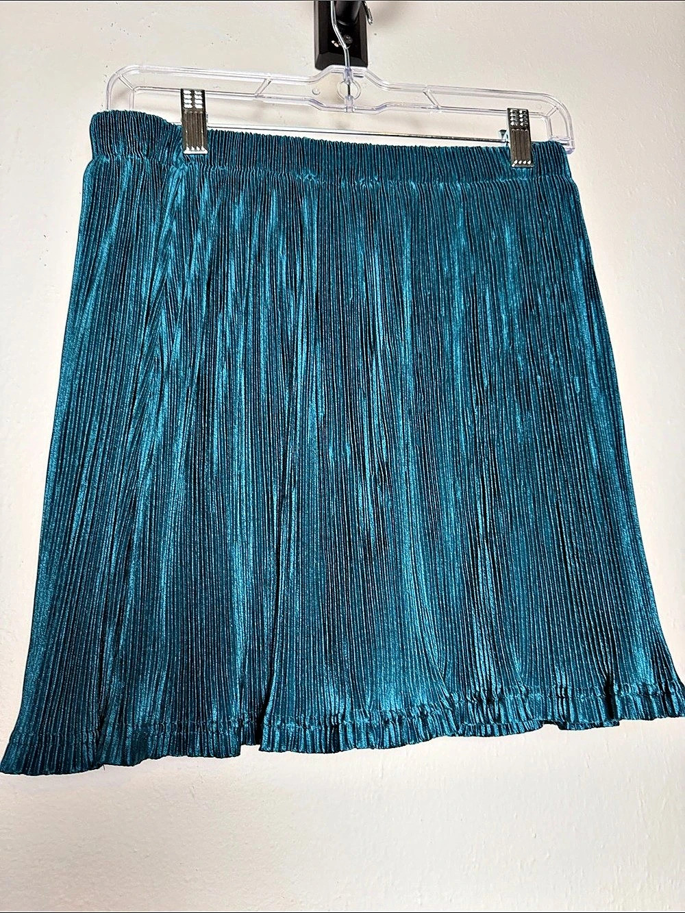 Pleated Mini Skirt in Blue Size Medium